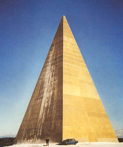 144ft_russian_pyramid.jpg