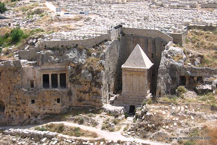 tombs of Zechariah.JPG